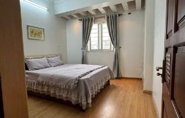 Bán Căn Hộ Chung Cư 127 Trần Bình 3 Ngủ Tiện Nghi Hiện Đại