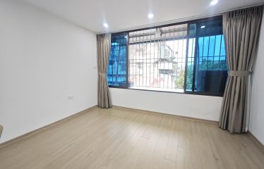 Bán Căn Hộ Tập Thể Nghĩa Tân – Nhà Nhỏ Xinh, Giá Hợp Lý