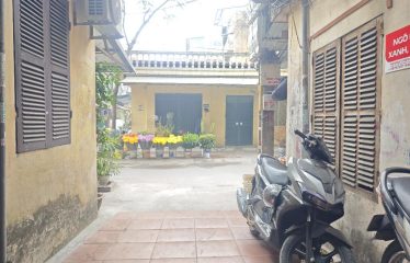 Bán Căn Hộ Tập Thể Nghĩa Tân – Nhà Nhỏ Xinh, Giá Hợp Lý