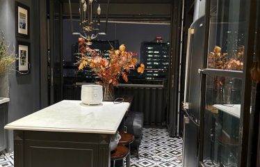 Bán Căn Hộ Chung Cư Tòa 17T7 KĐT Trung Hòa Nhân Chính Ở Ngay