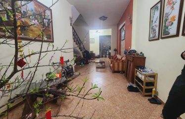 Bán Nhà Hoàng Hoa Thám, Tây Hồ – Ô Tô Vào Nhà Có Thể Thêm Tầng