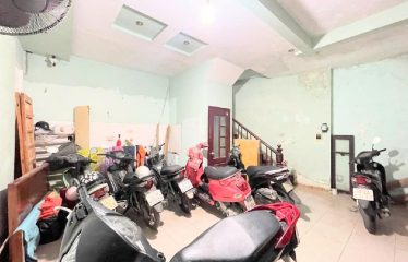 Bán Nhà Nguyễn Khang, Cầu Giấy - Ngõ Thông 5 Tầng