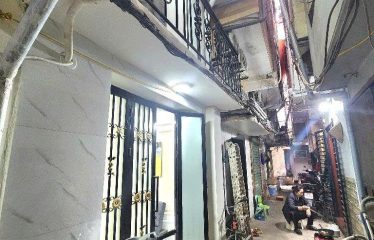 Bán Nhà Phố Tân Ấp – Ba Đình – Nhà Đẹp Ở Ngay – Gần Phố