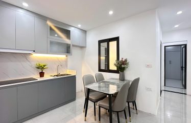 Bán Căn Hộ Tập Thể Nghĩa Tân, Cầu Giấy – Hè Rộng Ô Tô Đỗ Cửa