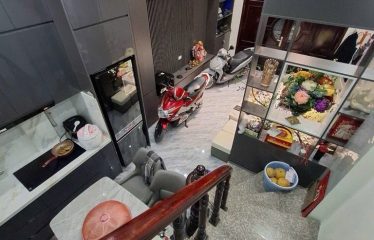 Bán Nhà Quang Tiến, Đại Mỗ, Nam Từ Liêm – 5 Tầng Ô Tô Đỗ Cửa