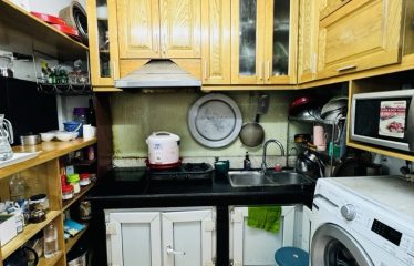 Bán Căn Hộ Tập Thể Nghĩa Tân, Cầu Giấy – 60m² – Giá 3.35 Tỷ