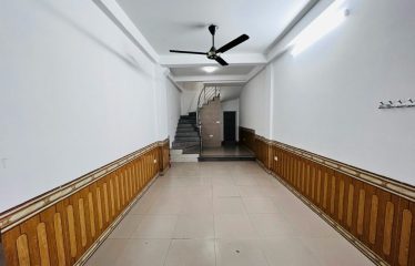 Bán Nhà Xuân La, Xuân Tảo – Kinh Doanh Sầm Uất – Ô Tô Đỗ Cửa