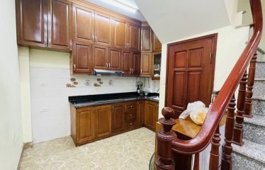 Bán Nhà Cầu Giấy – Thiết Kế Hiện Đại, Ngõ Thông Gần Ô Tô