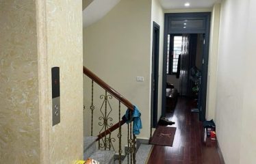 Bán Nhà Mặt Phố Mễ Trì Thượng– 8 Tầng Thang Máy, Vỉa Hè Rộng